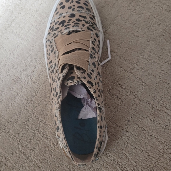 Blowfish slip on - Picture 2 of 2